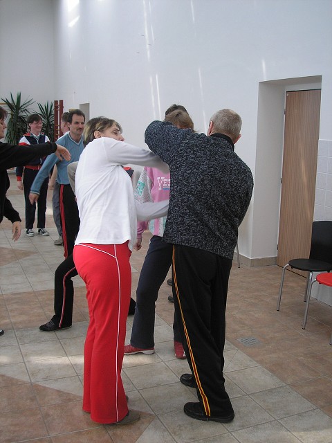 img00004.jpg