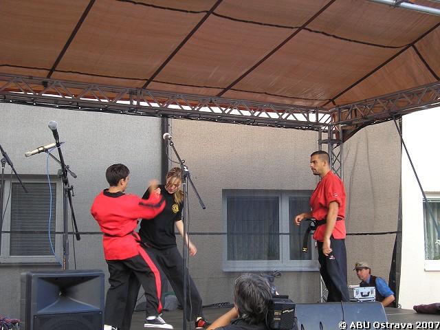 img00002.jpg