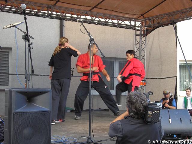 img00004.jpg
