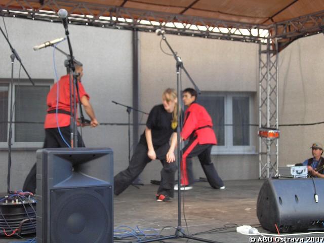 img00009.jpg
