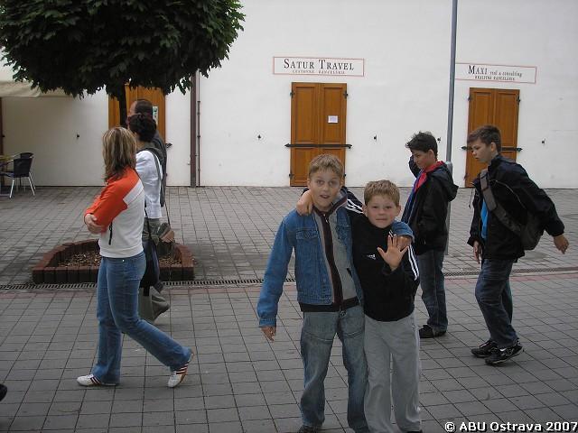 img00002.jpg