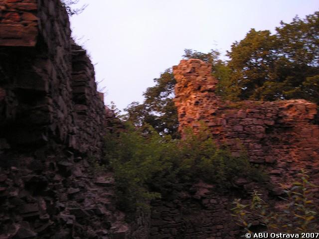 img00030.jpg