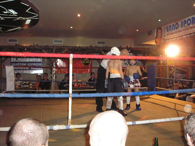 img00004.jpg