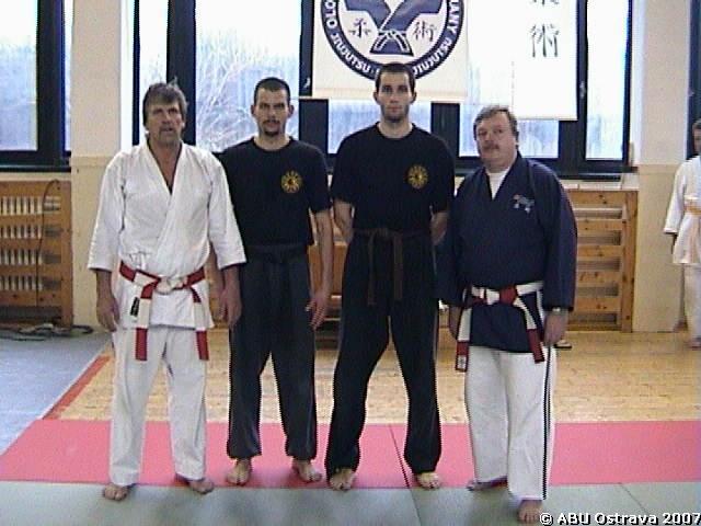 img00003.jpg