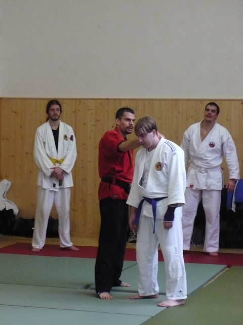 img00002.jpg